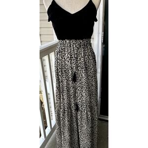 NWT Tiered Animal Print Maxi Boho Sundress with Black Crossover Bodice, Size S